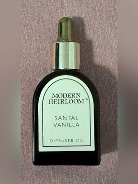 ✨NEW✨ Diffuser Oil: Santal Vanilla (15mL) 🪷Mix’N’Match 1 for $11 or 2 for $18🪷